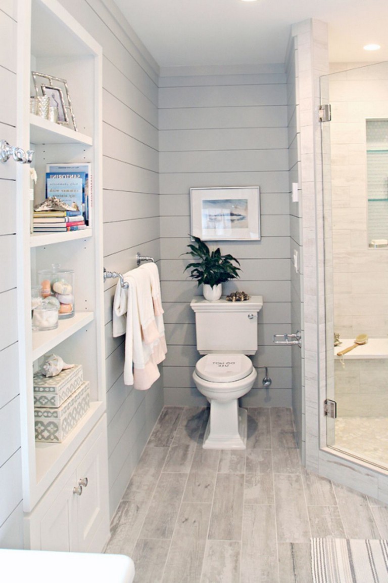 35 Top Small Master Bathroom Decorating Ideas