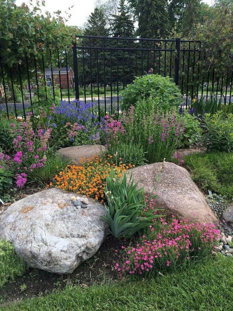 The Popular Front Yard Rock Garden Ideas, Rock Gardens For Front Yards